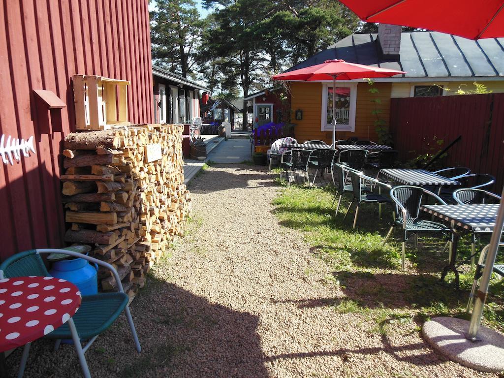 Hotel & Cafe Lanterna Nauvo Exterior photo