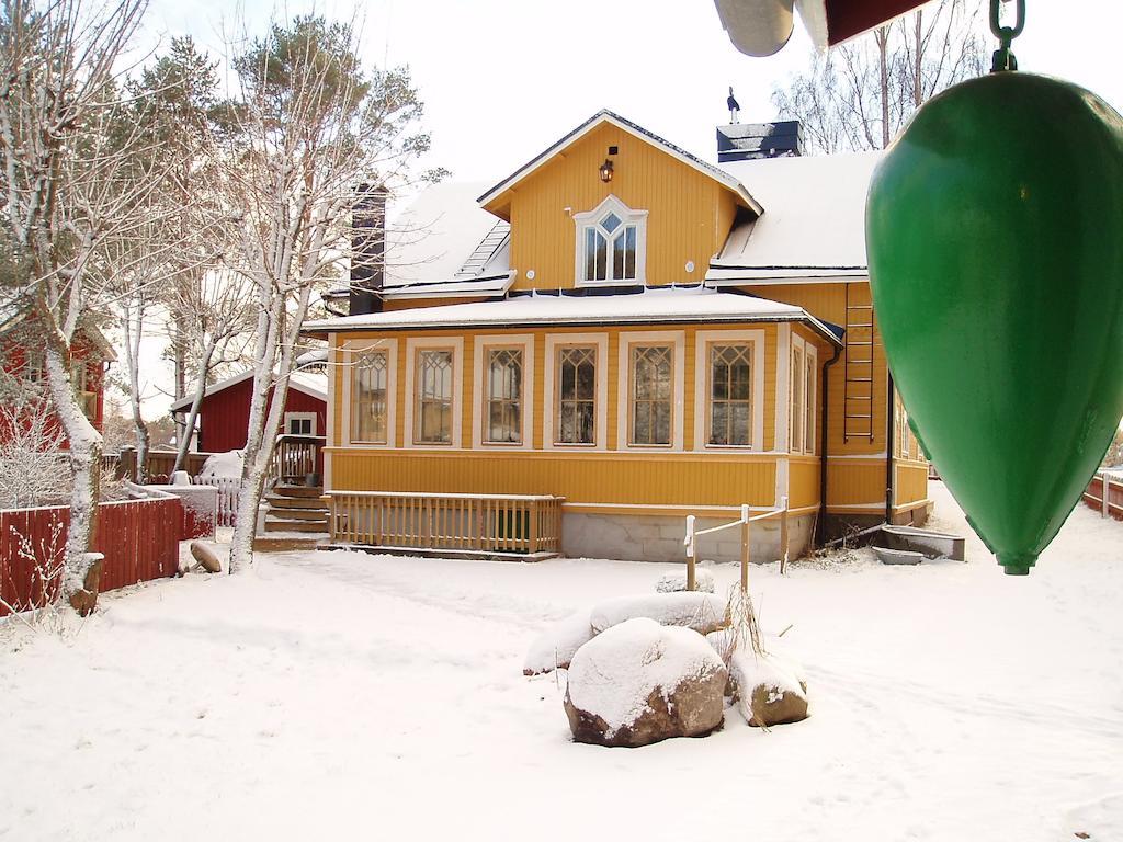 Hotel & Cafe Lanterna Nauvo Exterior photo
